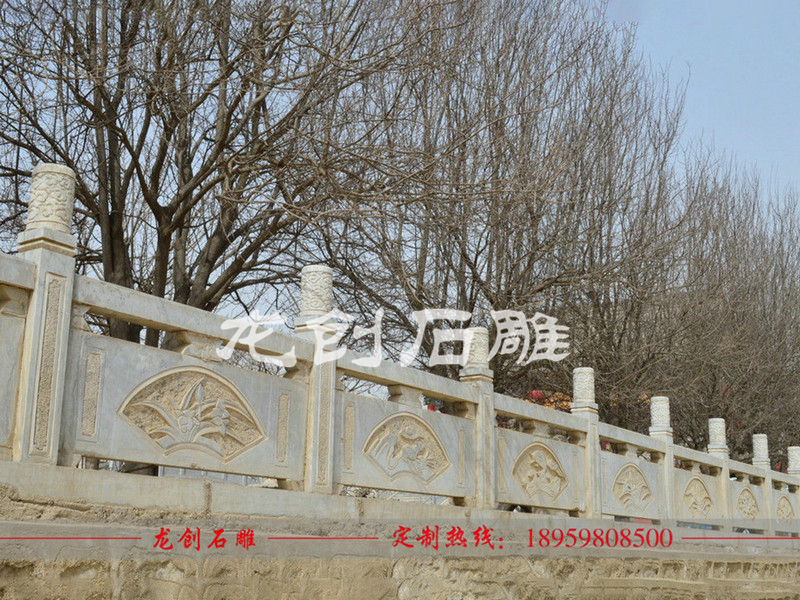 石雕護河欄桿用什么材質(zhì)比較好？