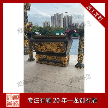 如何根據(jù)寺院空間選擇大小合適的石雕香爐？